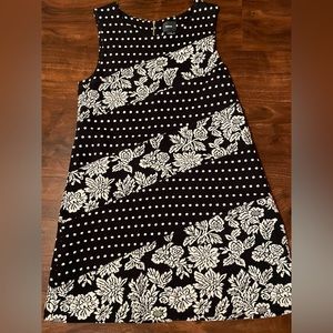 Maeve - Anthropologie - black and white knit dress